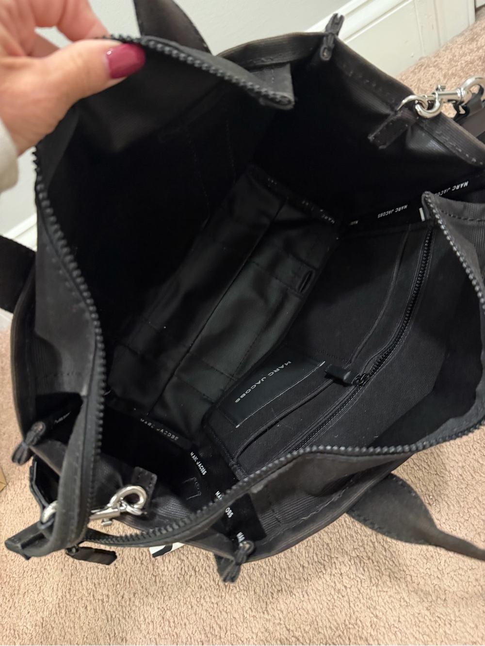 Marc Jacobs medium Black Canvas 'The Tote Bag' with White Logo - Picture 9 of 12